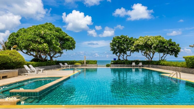 Beachfront Condo Chomtalay Jomtien