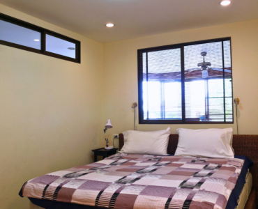 2 bedrooms Sunrise Beach