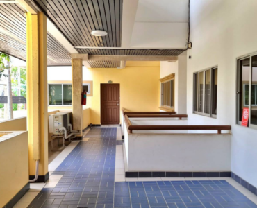 3 bedrooms Condo Yacht Club
