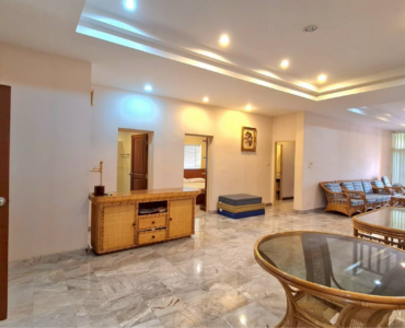 3 bedrooms Condo Yacht Club