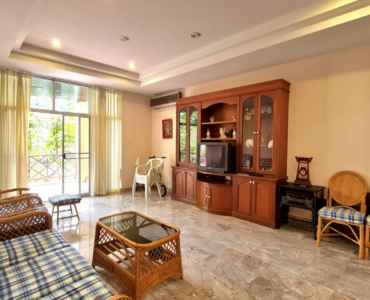 3 bedrooms Condo Yacht Club