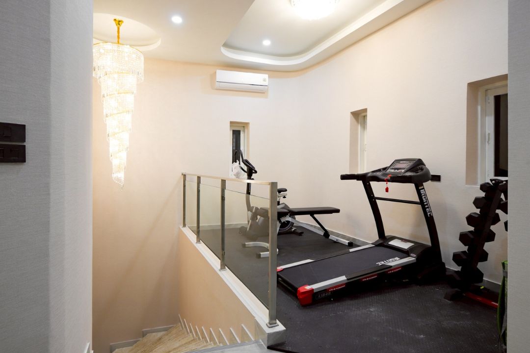 White House Wat Boon-Gym