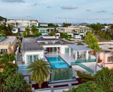 Luxury Siam Royal View