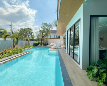 Modern Tropical Pool Villa Jomtien