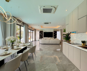 Modern Tropical Pool Villa Jomtien