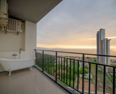Pet-Friendly Corner Unit 2
