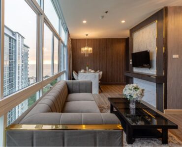 Pet-Friendly Corner Unit 2
