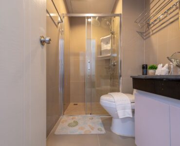 Condo Pet-Friendly Corner unit