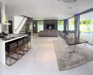 A Modern Luxury House on Pratamnak Hill