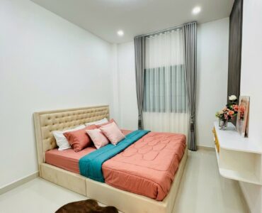 Newly Built Luxury Corner Pool Villa North Pattaya