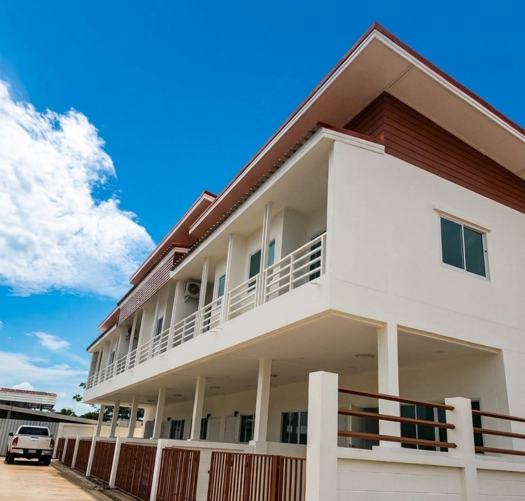 Exterior Townhome Sattahip in Sattahip