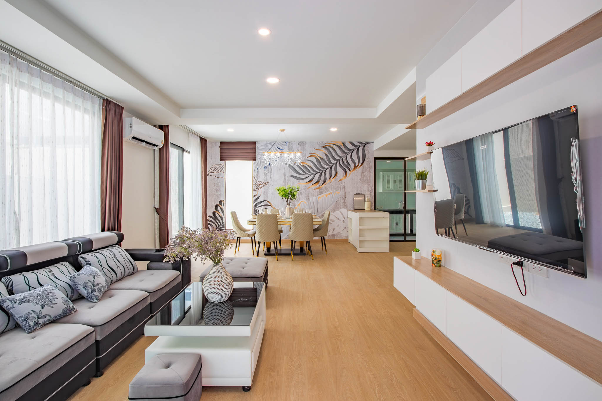 Modern House near Pattaya Moterway