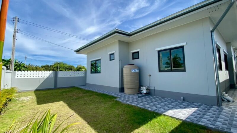 Beachside House Bang Saray