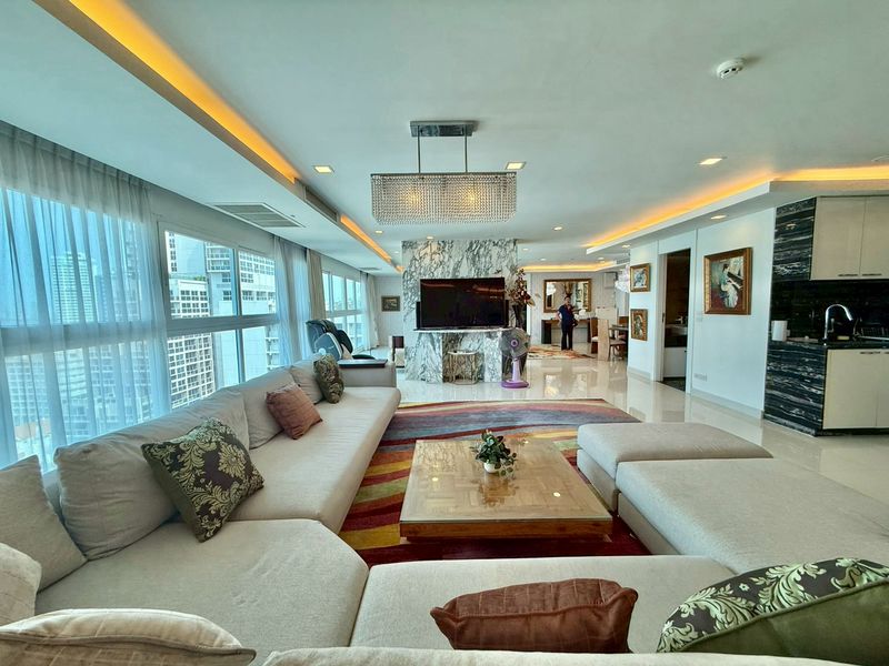 Cosy Beach View Condominium