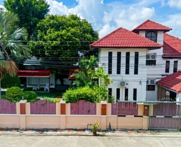 House For Family Soi Siam Country Club