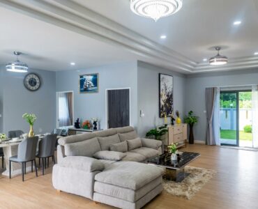 Expansive Luxury Pool Villa for Sale in Bang Saray