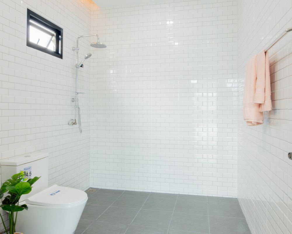 3-Bedroom Single House in Mabprachan
