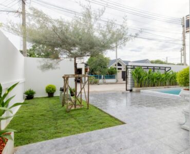 3-Bedroom Single House in Mabprachan