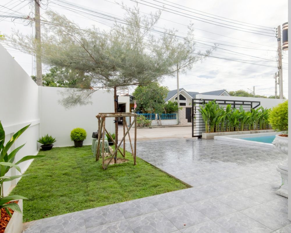 3-Bedroom Single House in Mabprachan