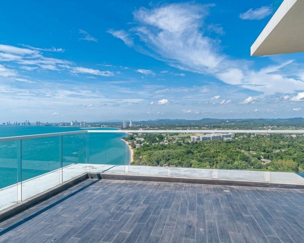 Beachfront Penthouse at Del Mare Bang Saray (FQ)