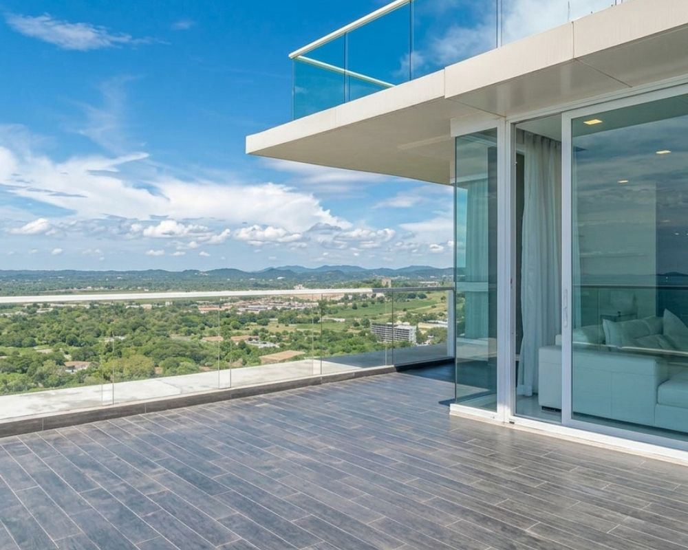 Beachfront Penthouse at Del Mare Bang Saray (FQ)