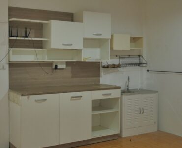 kitchen-land-house-rent-ban-chang