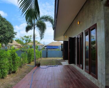 outside-land-house-rent-ban-chang