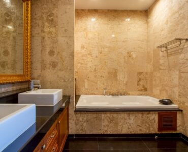 bathroom-view-talay-marina-najomtien