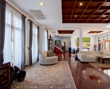 living-room-view-talay-marina-najomtien