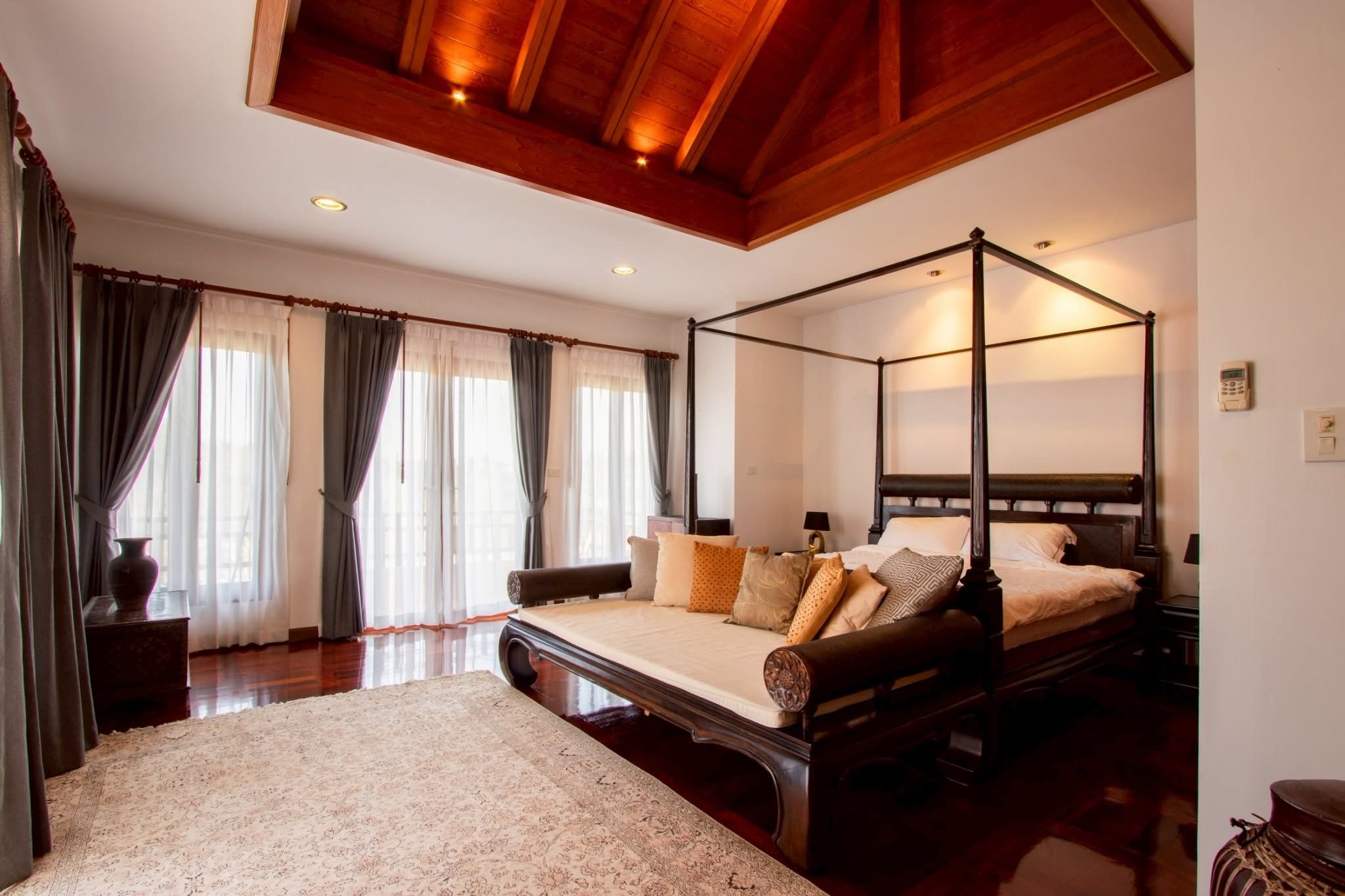 living-room-view-talay-marina-najomtien