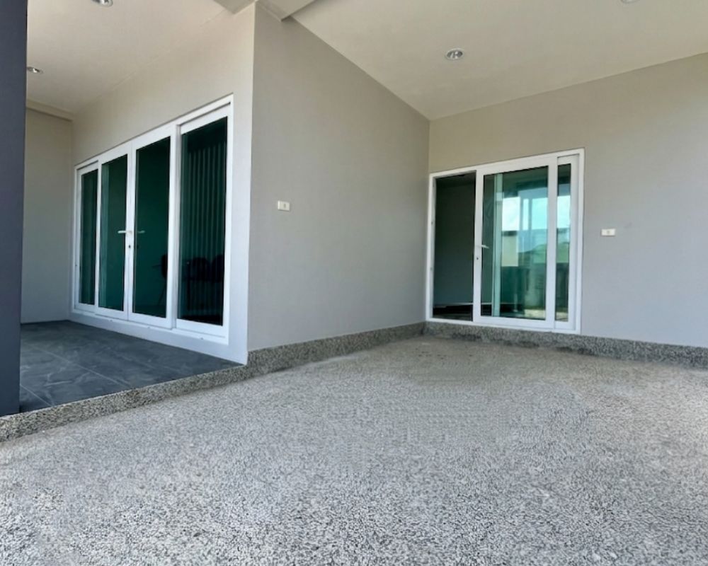 parking-boutique-house-bang-saray