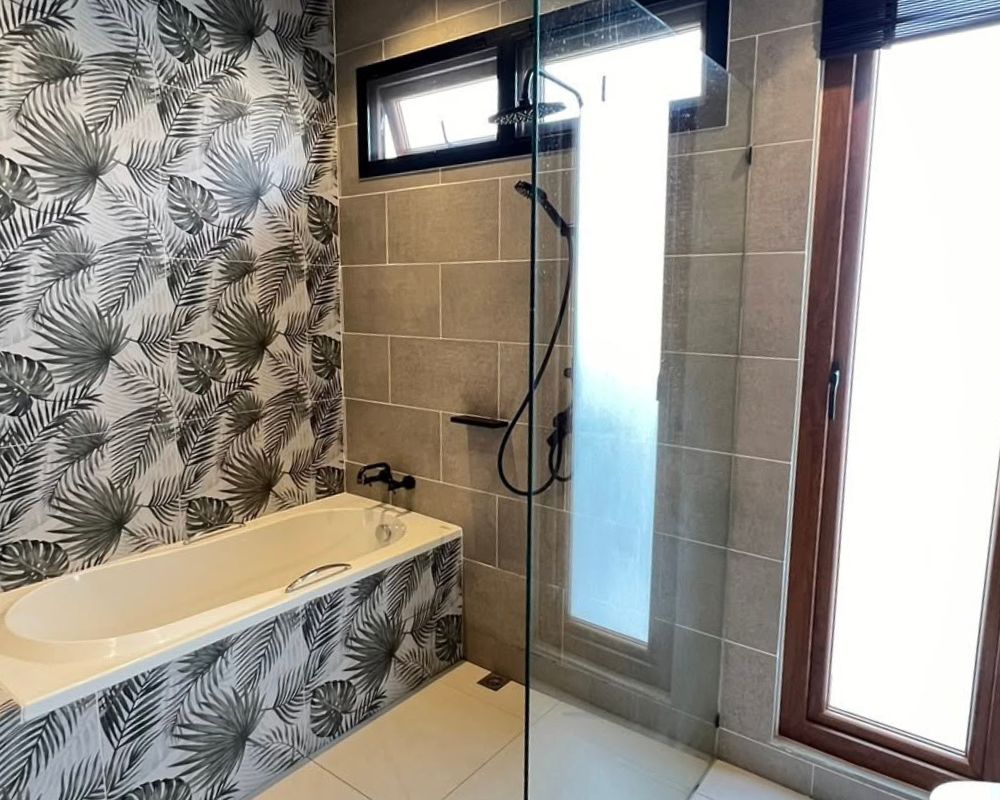 bathroom-panalee-pattaya