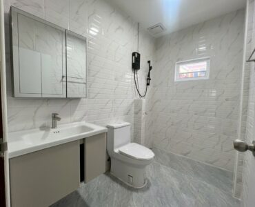 bathroom-renovated-house-bang-saray
