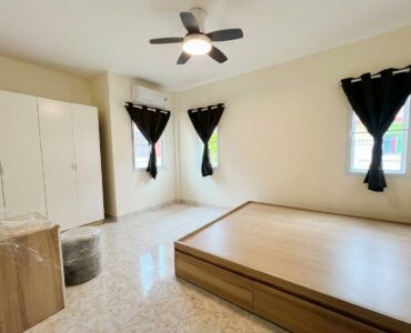 bedroom-renovated-house-bang-saray