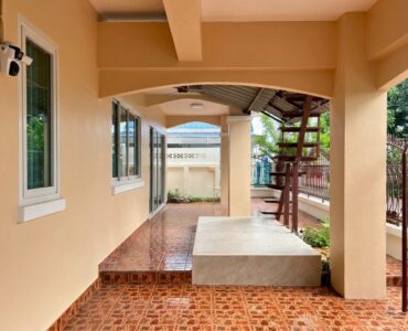 exterior-renovated-house-bang-saray