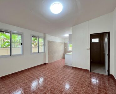 kitchen-renovated-house-bang-saray