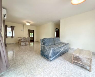 living-room-renovated-house-bang-saray