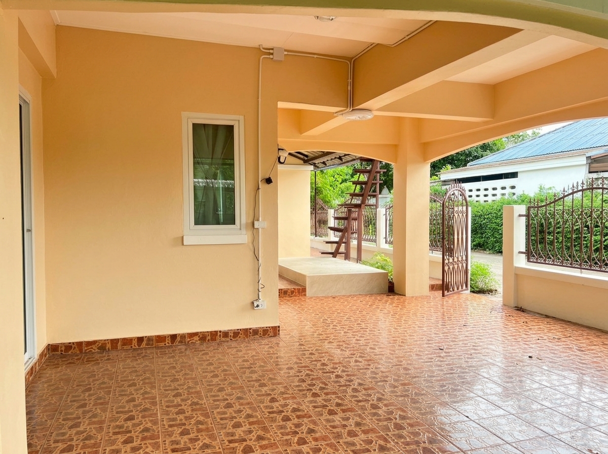parking-renovated-house-bang-saray