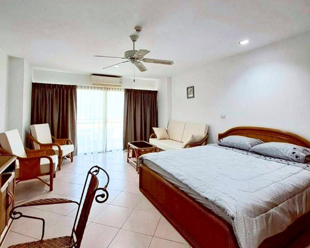 living room at view talay jomtien beach