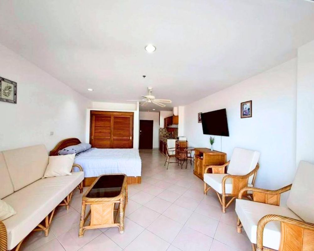 living room at view talay jomtien beach