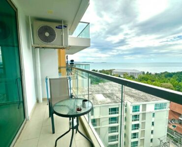 Foreign Quota Condo at The Peak Tower