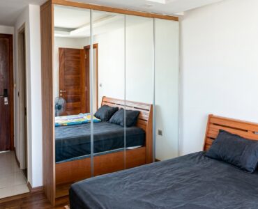 Foreign Quota Condo at The Peak Tower