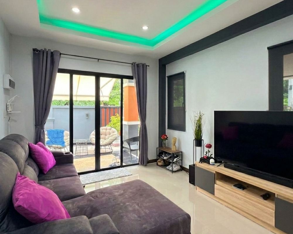 Single House 3 Bedrooms, Huay Yai