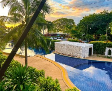 Tropical Condo Style at Sunrise Beach