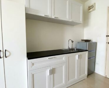Studio AD Condo Bang Saray