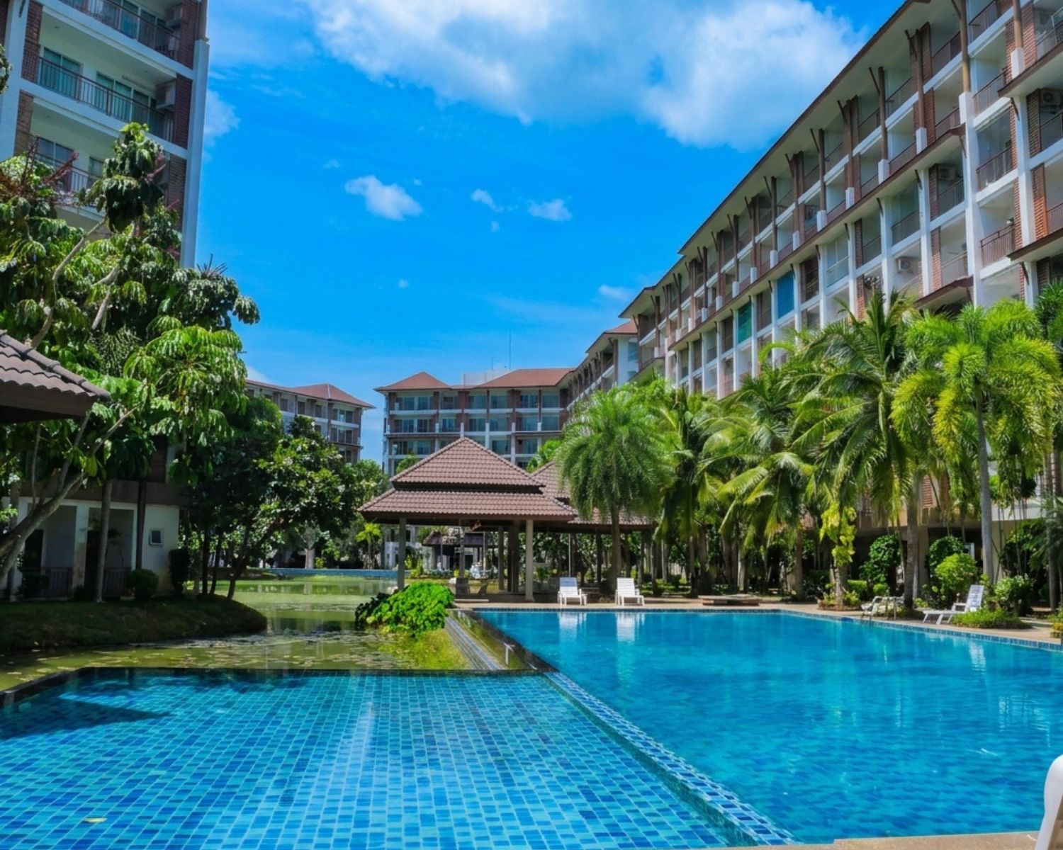 Bang Saray-Studio Garden View at AD Condo