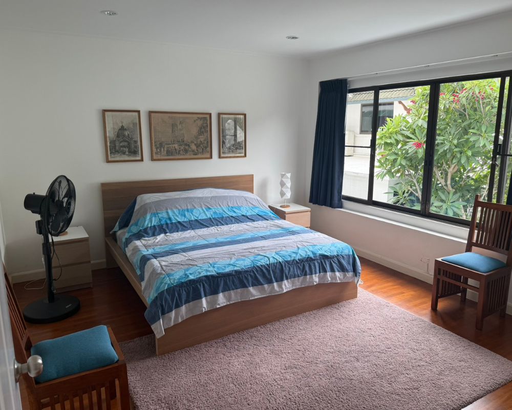 Townhome by the beach Ban Ampher