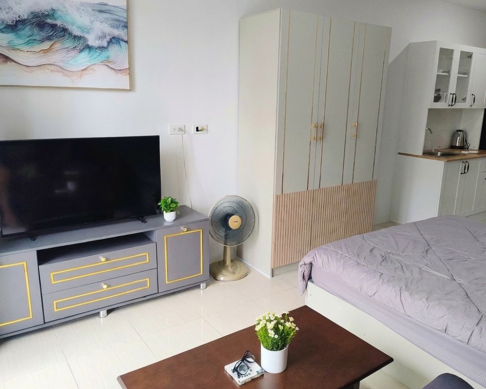 Private Condo at AD Bang Saray
