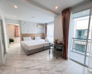D-Eco Wellness Centre Condo 1 Bed Jacuzzi-bedroom