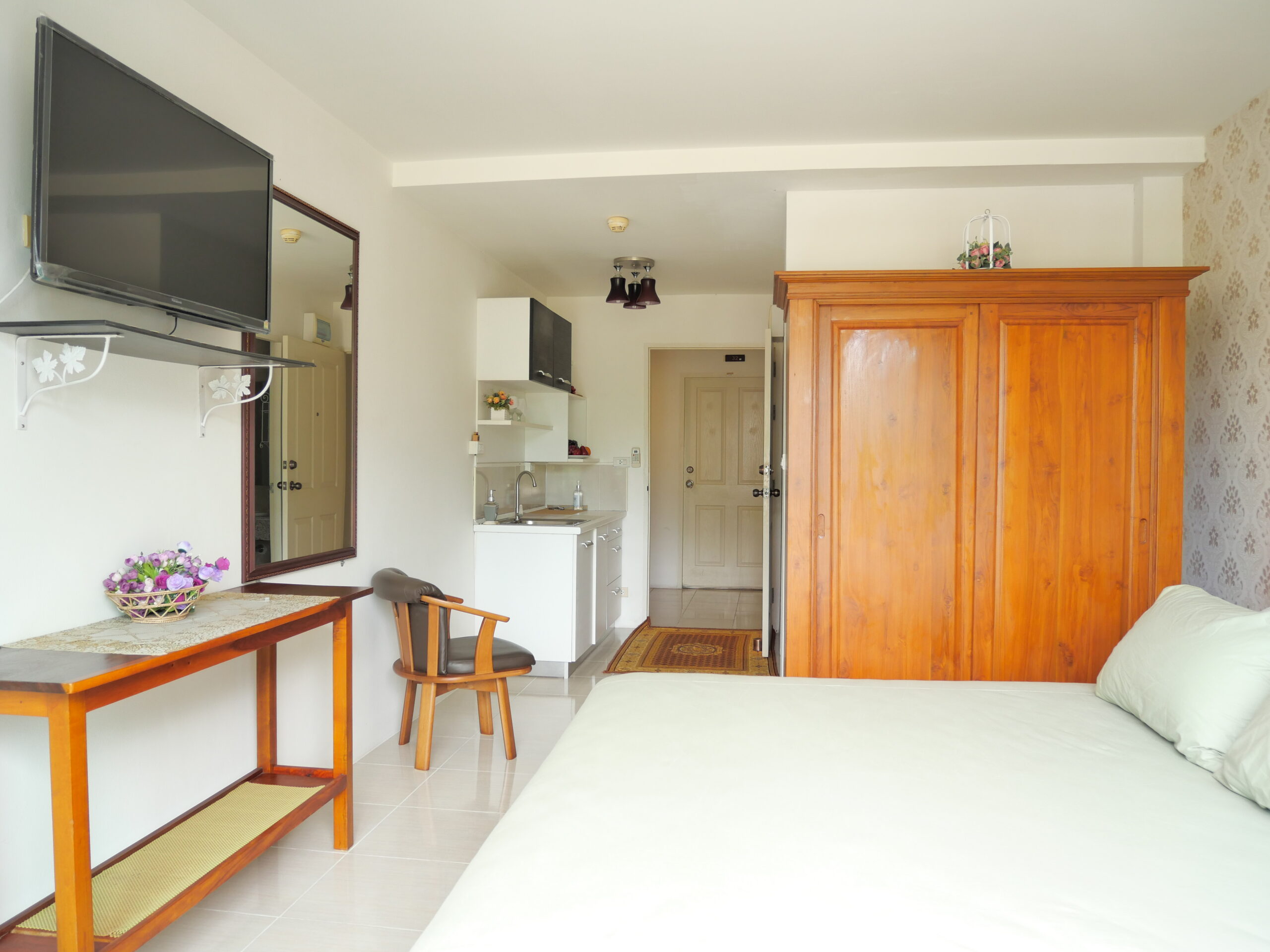 AD Condo Bangsaray-studio-sale-living-room